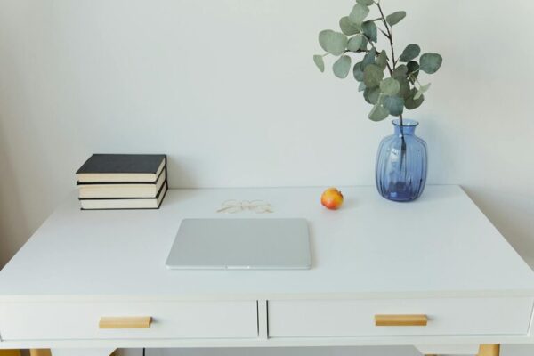 Simple Tips for Organising a Clutter-Free Home Office